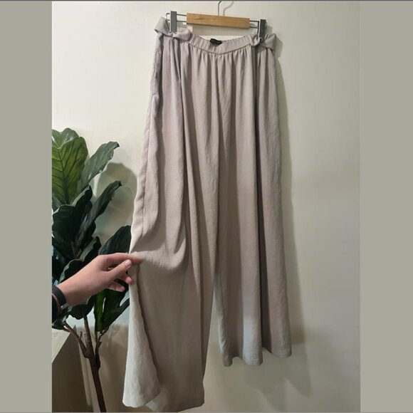 ZARA - LATTE FLOWY TROUSERS - Women's M - Picture 1 of 3